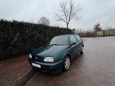 Gebraucht VW Golf III 90 PS (66 kW) 1996 Grün Kleinwagen
