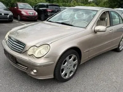 Gebraucht Mercedes C280 231 PS (169 kW) 2005 Beige Limousine