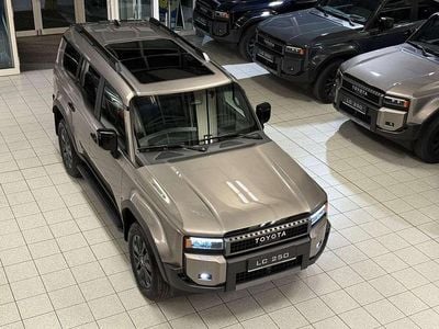 Avantgardebronze mica 4v8 Neu 2026 Toyota Land Cruiser Lounge SUV | 92.795 € (Etwas zu teuer)