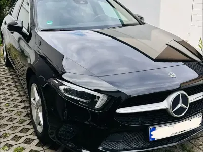 Używany Mercedes A250 Progressive 218 KM (160 kW) 2020 Czarny Sedan/Limuzyna