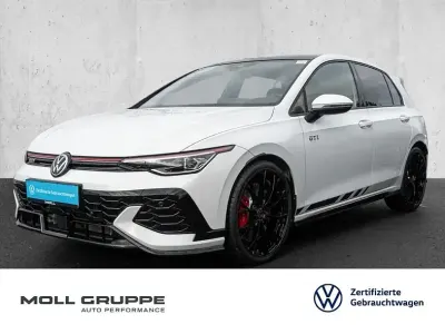 Usata VW Golf VIII GTI 300 CV (220 kW) 2025 Bianco Berlina