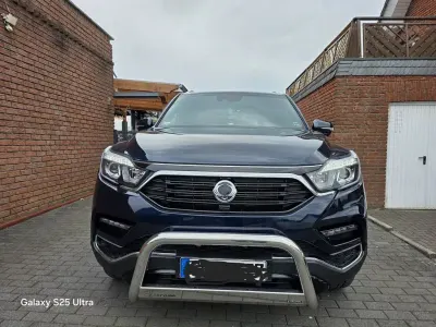 Gebraucht SsangYong Rexton Sapphire 181 PS (133 kW) 2019 Blau SUV
