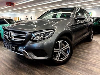 Grau Gebraucht 2018 Mercedes GLC250 SUV | 29.800 € (Fairer Preis)