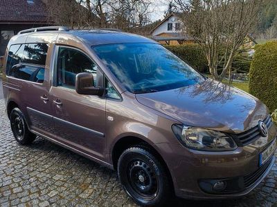 Gebraucht VW Caddy Trendline 102 PS (75 kW) 2013 Braun Van / Kleinbus