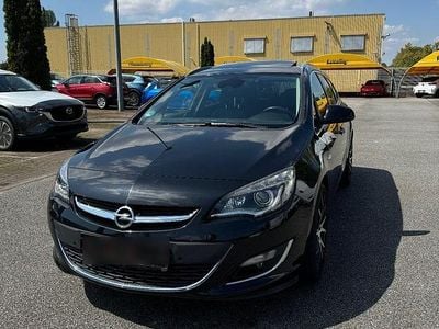 Schwarz Gebraucht 2013 Opel Astra Edition Kombi | 7.000 € (Fairer Preis)