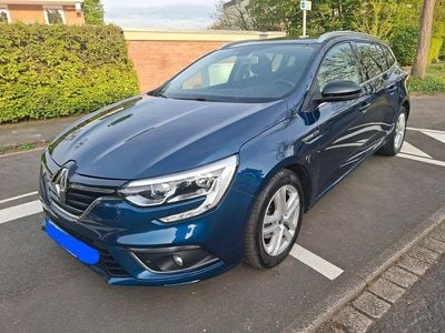 Usata Renault Mégane IV LIMITED 116 CV (85 kW) 2020 Blu Berlina