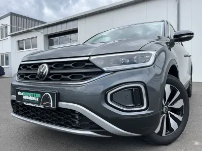 Używany VW T-Roc Goal 150 KM (110 kW) 2025 Szary SUV