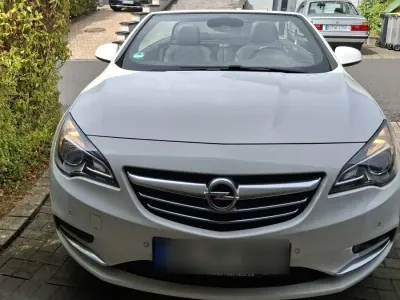 Gebraucht Opel Cascada 140 PS (102 kW) 2015 Weiß Cabrio