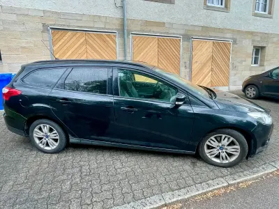Gebraucht Ford Focus 150 PS (110 kW) 2011 Schwarz Kombi