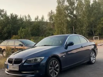 Gebraucht BMW 320 Cabriolet 170 PS (125 kW) 2011 Blau Cabrio