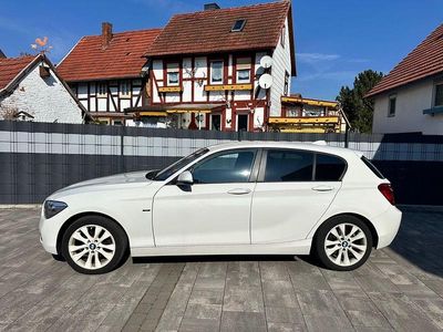 Gebraucht BMW 120 Sport Line 184 PS (135 kW) 2012 Weiß Kleinwagen