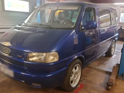 Gebraucht VW Multivan Edition 151 PS (111 kW) 2003 Blau Van / Kleinbus