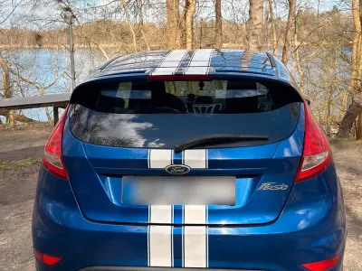 Gebraucht Ford Fiesta 150 PS (110 kW) 2011 Blau Coupé