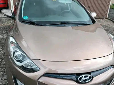 Gebraucht Hyundai i30 90 PS (66 kW) 2015 Limousine