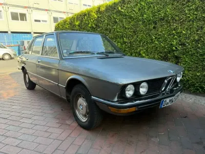 Gebraucht BMW 518 90 PS (66 kW) 1975 Grau Limousine