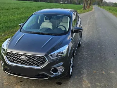 Gebraucht Ford Kuga Vignale 182 PS (133 kW) 2018 Grau SUV