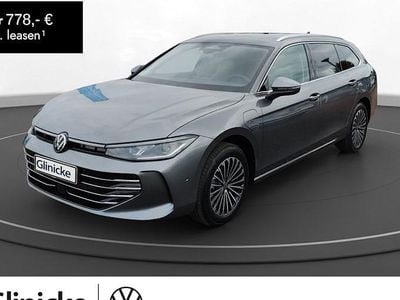 Grau Neu 2025 VW Passat Elegance Limousine | 56.990 € (Superpreis)