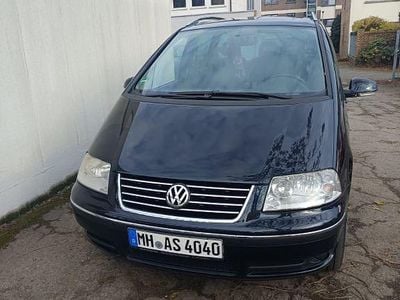 Schwarz Gebraucht 2007 VW Sharan Van / Kleinbus | 7.500 €