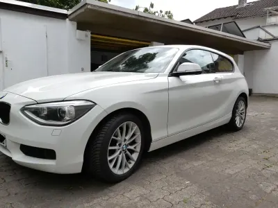 Gebraucht BMW 114 102 PS (75 kW) 2014 Weiß Kleinwagen