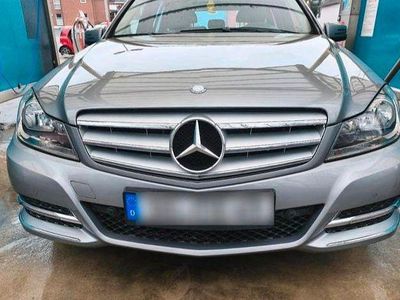 Gebraucht Mercedes C180 Avantgarde 156 PS (114 kW) 2011 Silber Limousine