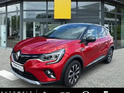 Gebraucht Renault Captur Techno 91 PS (66 kW) 2023 Rot SUV