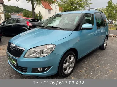Gebraucht Skoda Roomster 105 PS (77 kW) 2015 Blau Van / Kleinbus