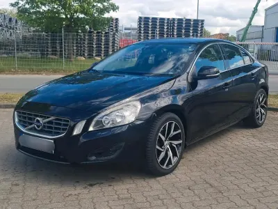 Gebraucht Volvo S60 230 PS (169 kW) 2013 Schwarz Limousine