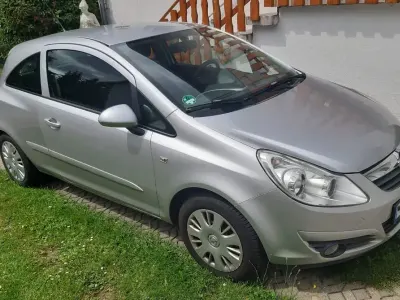 Gebraucht Opel Corsa Edition 80 PS (58 kW) 2007 Silber Kleinwagen