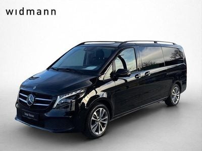 Obsidianschwarz metallic Gebraucht 2024 Mercedes V300 Avantgarde Van / Kleinbus | 64.855 € (Fairer Preis)