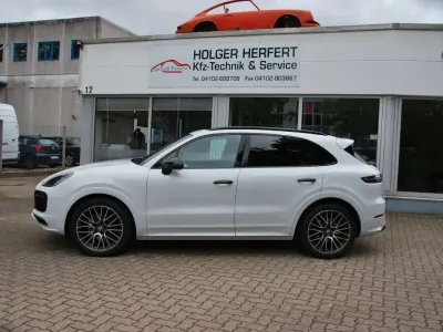 Gebraucht Porsche Cayenne 340 PS (250 kW) 2019 Weiß SUV