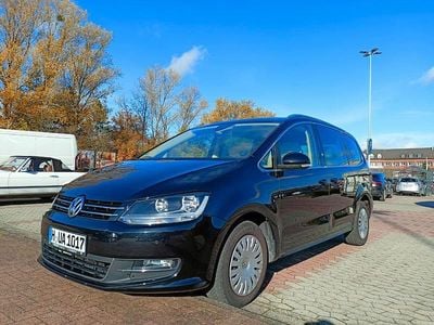 Gebraucht VW Sharan Highline 177 PS (130 kW) 2015 Schwarz Van / Kleinbus