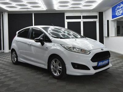 Gebraucht Ford Fiesta ST-Line 140 PS (102 kW) 2017 Weiß Limousine