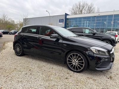 Second-hand Mercedes A180 AMG line 122 CP (89 kW) 2017 Negru Break