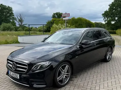 Gebraucht Mercedes E300 Style 245 PS (180 kW) 2020 Schwarz Kombi