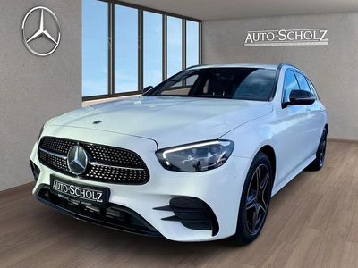 Weiß Gebraucht 2022 Mercedes E300 AMG Limousine | 33.845 € (Fairer Preis)