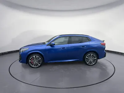 Gebraucht BMW X2 Efficient Dynamics 170 PS (125 kW) 2025 Blau SUV