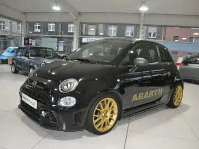 Gebraucht Abarth 695 180 PS (132 kW) 2024 Schwarz Kleinwagen