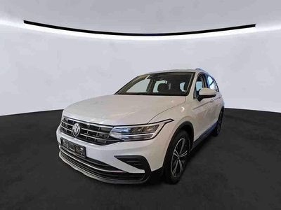 Usata VW Tiguan Active 150 CV (110 kW) 2022 Bianco SUV