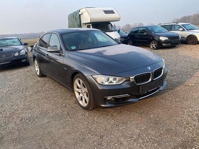 Grau Gebraucht 2012 BMW 335 Limousine | 15.000 € (Guter Preis)