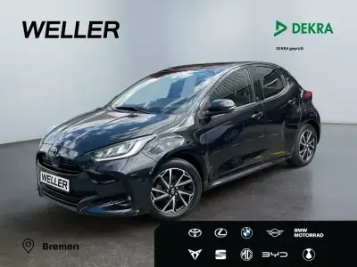 Gebraucht Toyota Yaris Team 92 PS (67 kW) 2023 Schwarz Kleinwagen