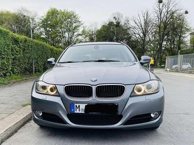 Gebraucht BMW 318 143 PS (105 kW) 2012 Kombi