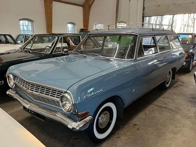 Blau Gebraucht 1965 Opel Rekord Kombi | 11.900 €