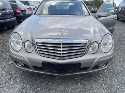 Mercedes E280