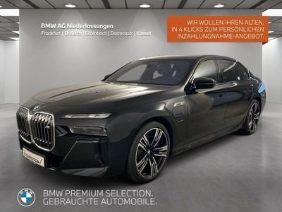 BMW M760e