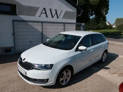 Gebraucht Skoda Rapid Clever 95 PS (69 kW) 2018 Bila laser/laser white Kleinwagen
