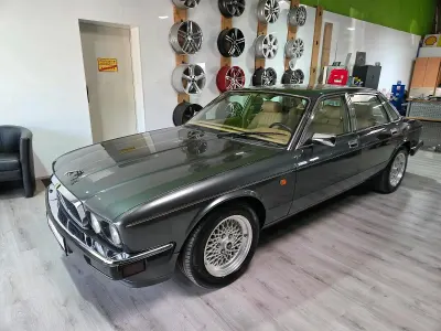 Gebraucht Jaguar XJ12 310 PS (228 kW) 1993 Grau Limousine