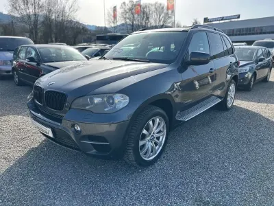 Begagnad BMW X5 Sport Line 245 HK (180 kW) 2010 Grå SUV