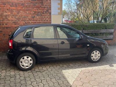 Gebraucht VW Polo 75 PS (55 kW) 2004 Schwarz Kleinwagen