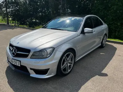 Gebraucht Mercedes C63 AMG AMG 457 PS (336 kW) 2014 Silber Limousine
