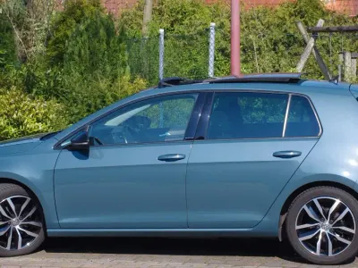 Gebraucht VW Golf VII IQ Drive 116 PS (85 kW) 2019 Blau Limousine